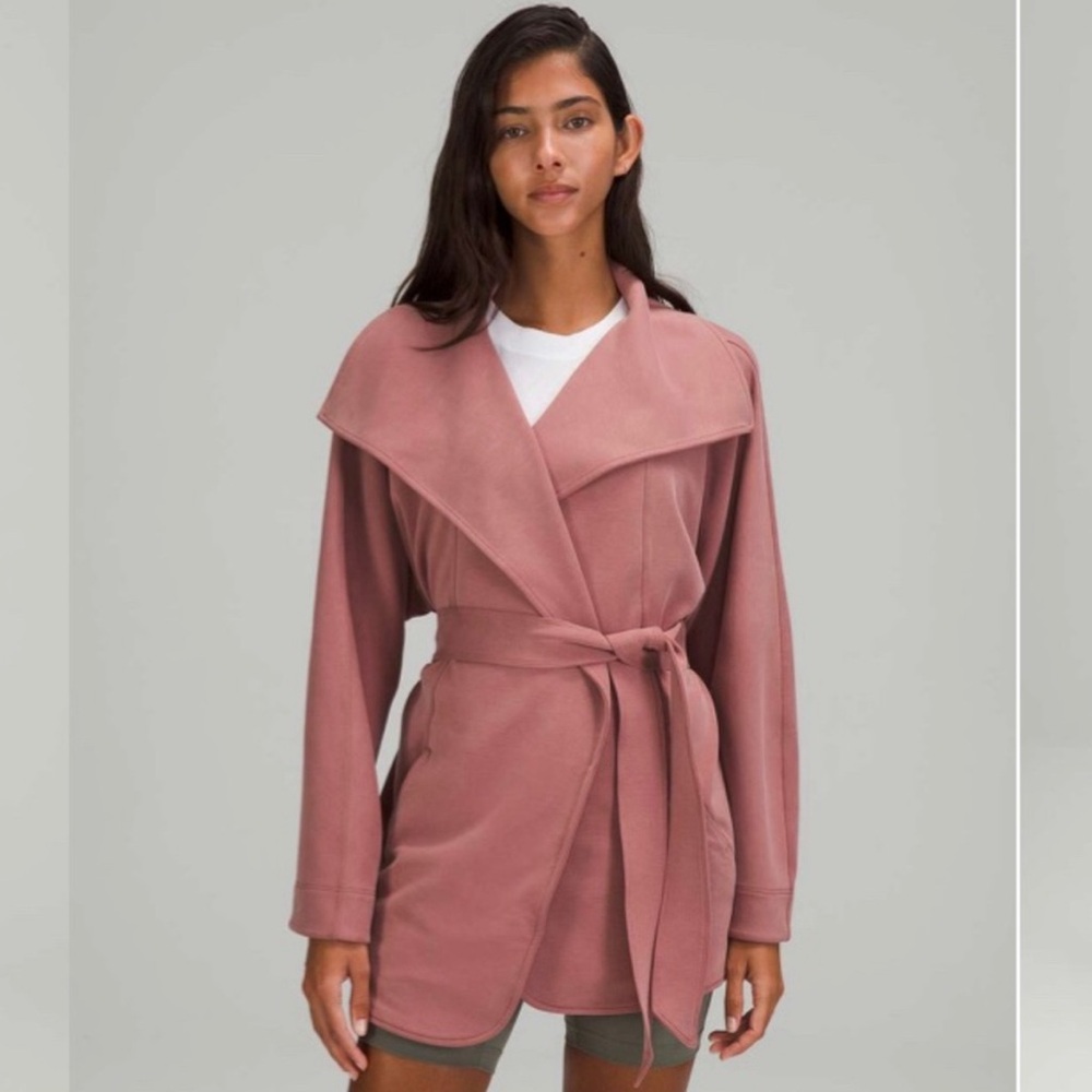 NWT Lululemon Softstreme Belted Wrap M/L in Spiced Chai